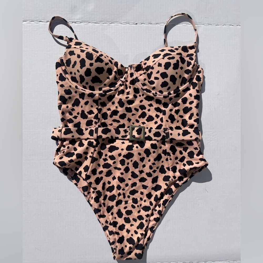 NWT Buddy Love Belted Women’s Leopard One Piece Swimsuit - Picture 3 of 7